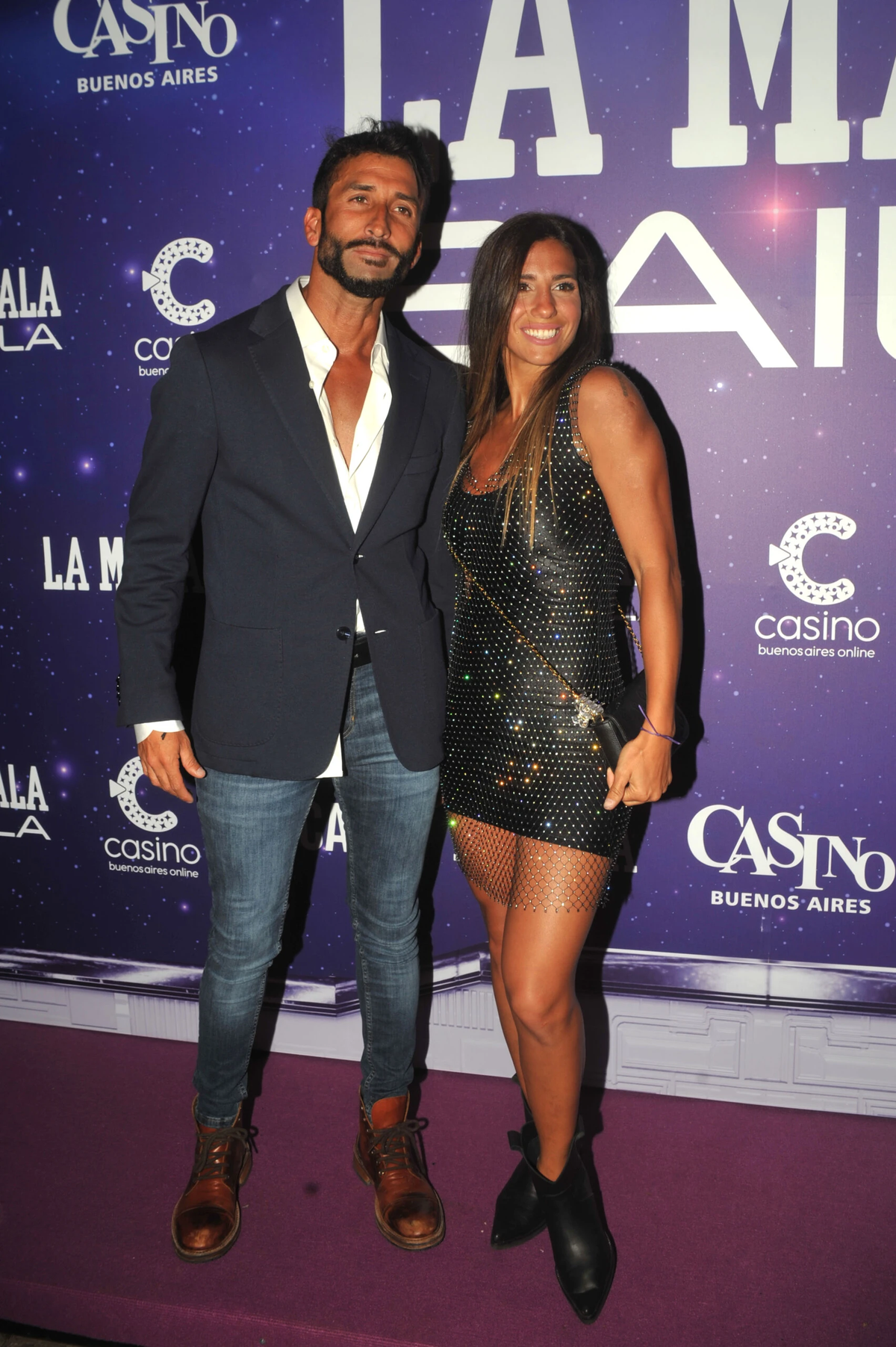 Cinthia Fernández se suma a las ultra transparencias de red en clave shiny XS al ras y paraliza la primavera. Cinthia Fernández se suma a las ultra transparencias de red en clave shiny XS al ras y paraliza la primavera.