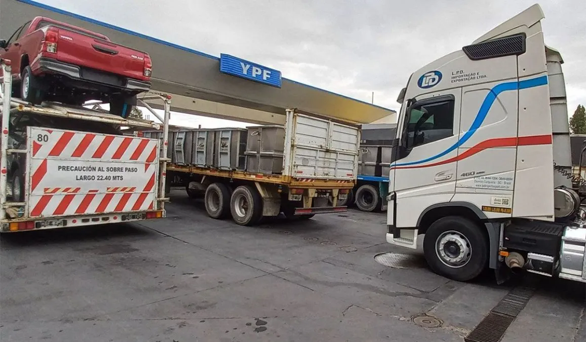 Mediado por la proximidad a las destilerías, el país se divide en tres franjas: en el Sur hay menor desabastecimiento, mientras que el NOA y el NEA son las regiones más golpeadas.