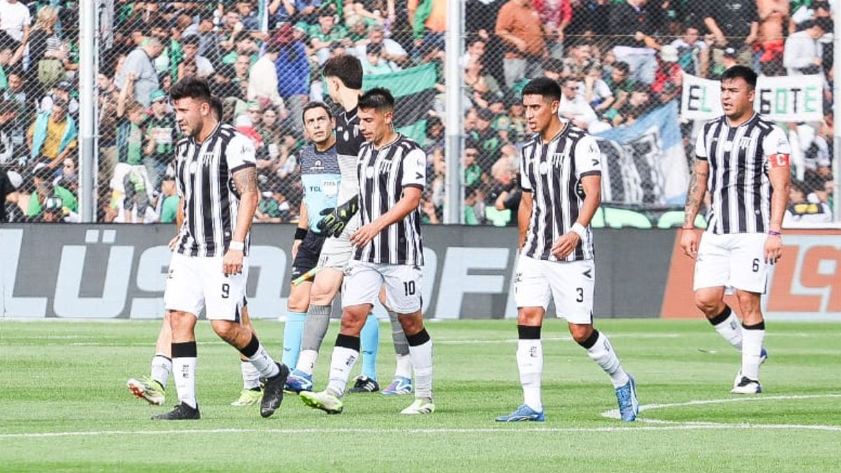 Lusis Silba (9) fue uno de los responsables de la gran campaña de Gimnasia y Esgrima. Lusis Silba (9) fue uno de los responsables de la gran campaña de Gimnasia y Esgrima.