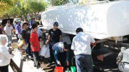 La medida cautelar rechazada pretendía obligar a AYSAM a suministrar agua por medios alternativos como camiones. La medida cautelar rechazada pretendía obligar a AYSAM a suministrar agua por medios alternativos como camiones.