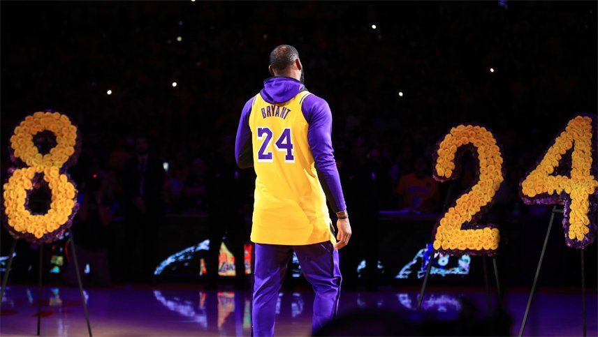 Los Lakers vivieron una emotiva noche con el recuerdo de Kobe Bryant
