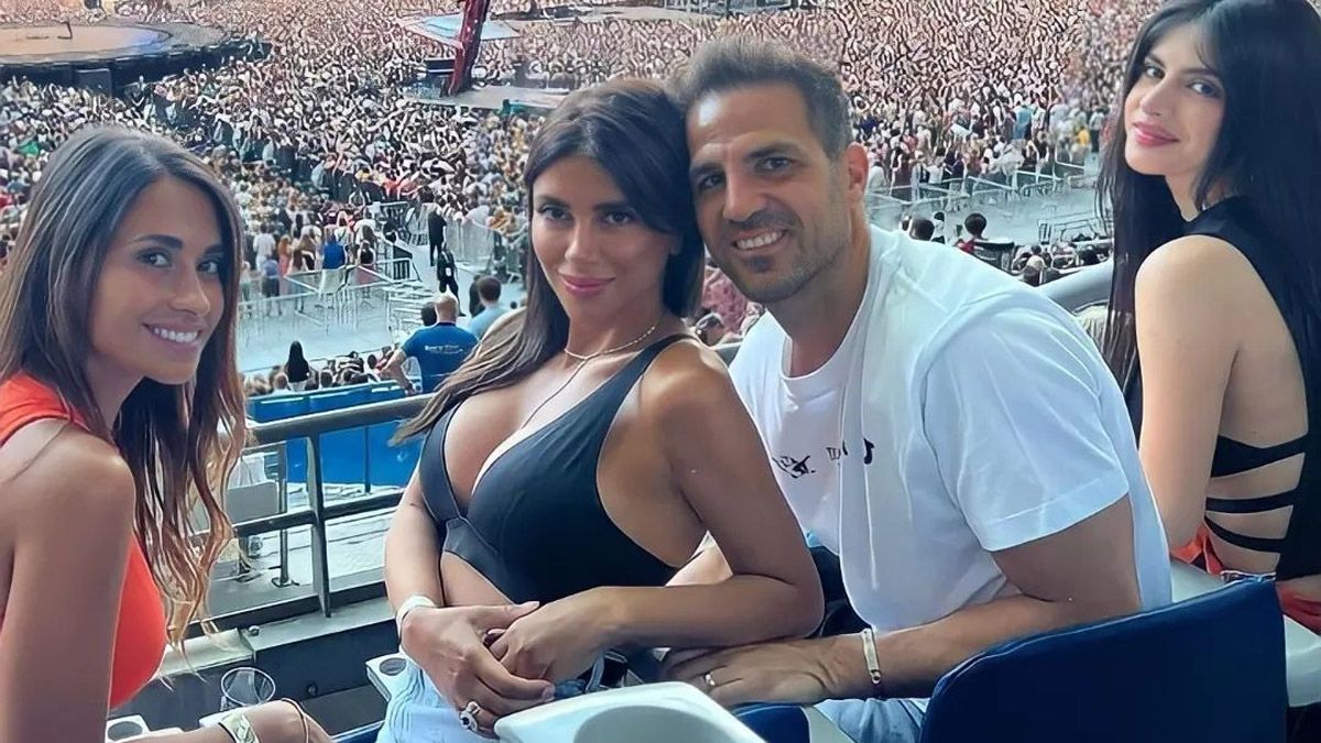 Antonela Roccuzzo se mostró feliz en el recital de Ed Sheeran, junto a Daniella Semaan, Cesc Fabregas y&nbsp;Maria Toktouk.