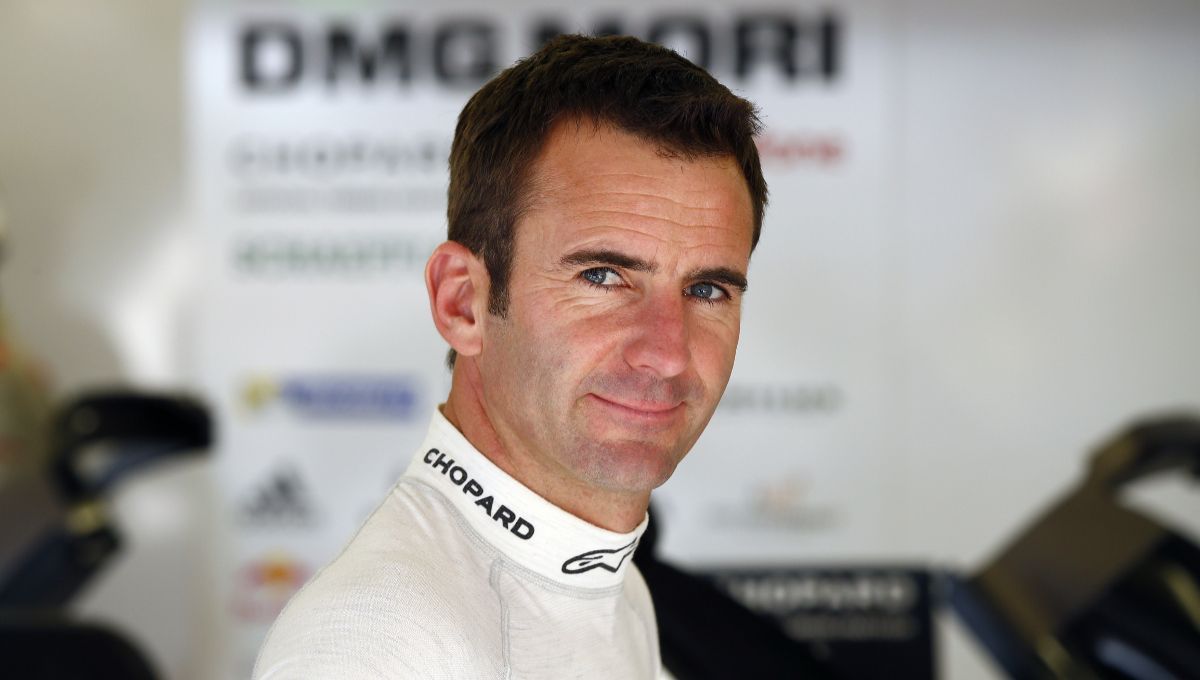 Rompió el récord de velocidad en una ruta de 99 curvas a 230 km/h