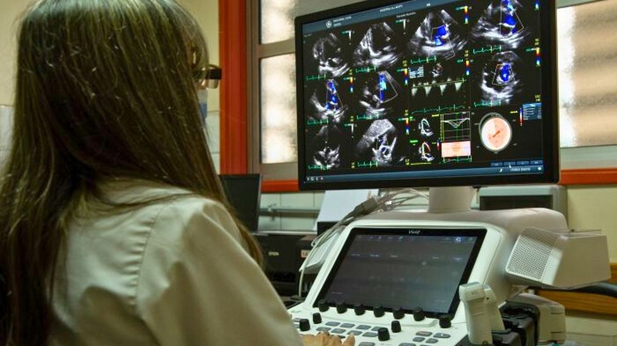 El gobierno reorganizó el Programa de Cardiopatías Congénitas y la oposición denunció