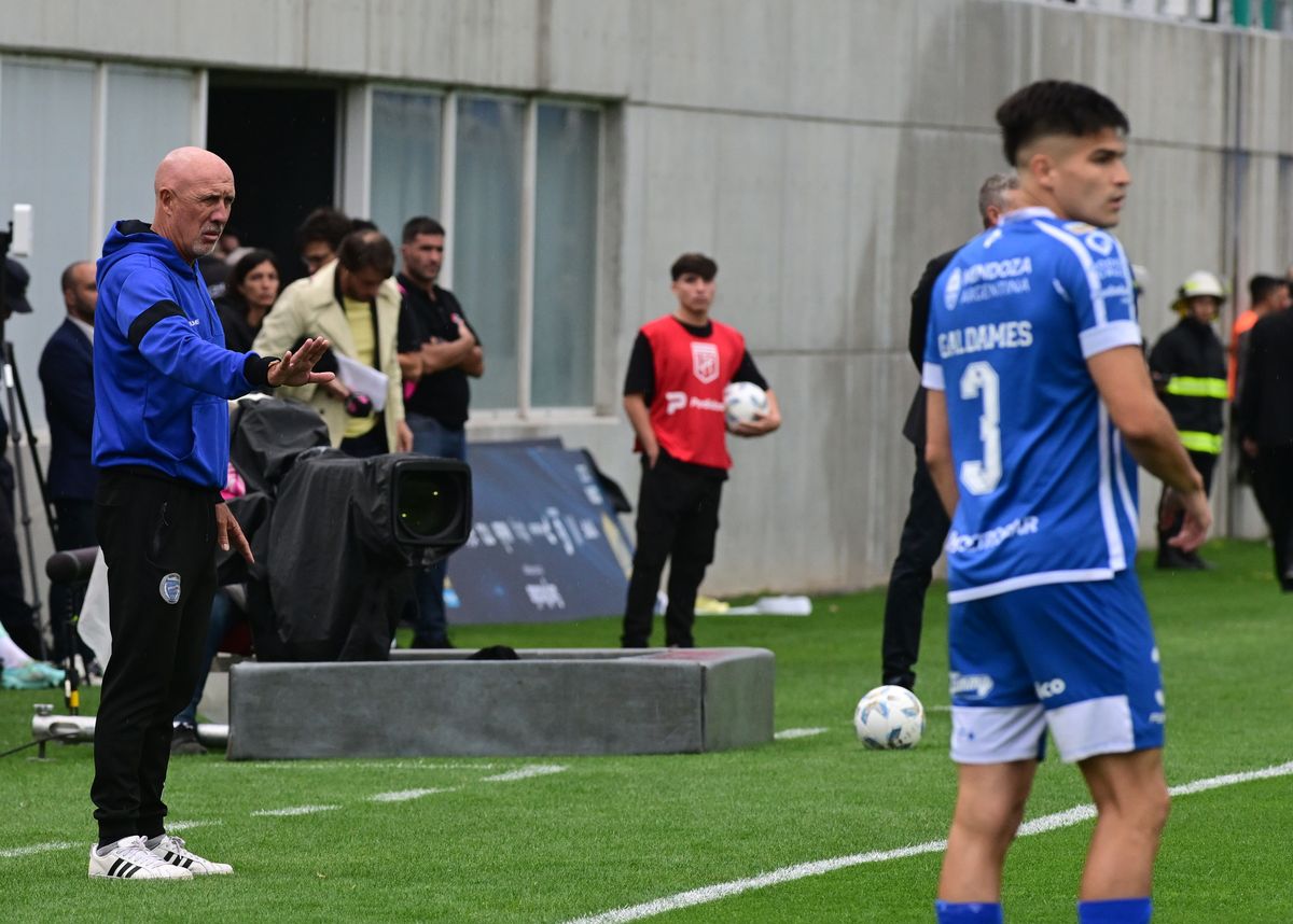 Daniel Oldrá lamentó la derrota de Godoy Cruz en la semifinal de la Copa de la Liga Daniel Oldrá lamentó la derrota de Godoy Cruz en la semifinal de la Copa de la Liga