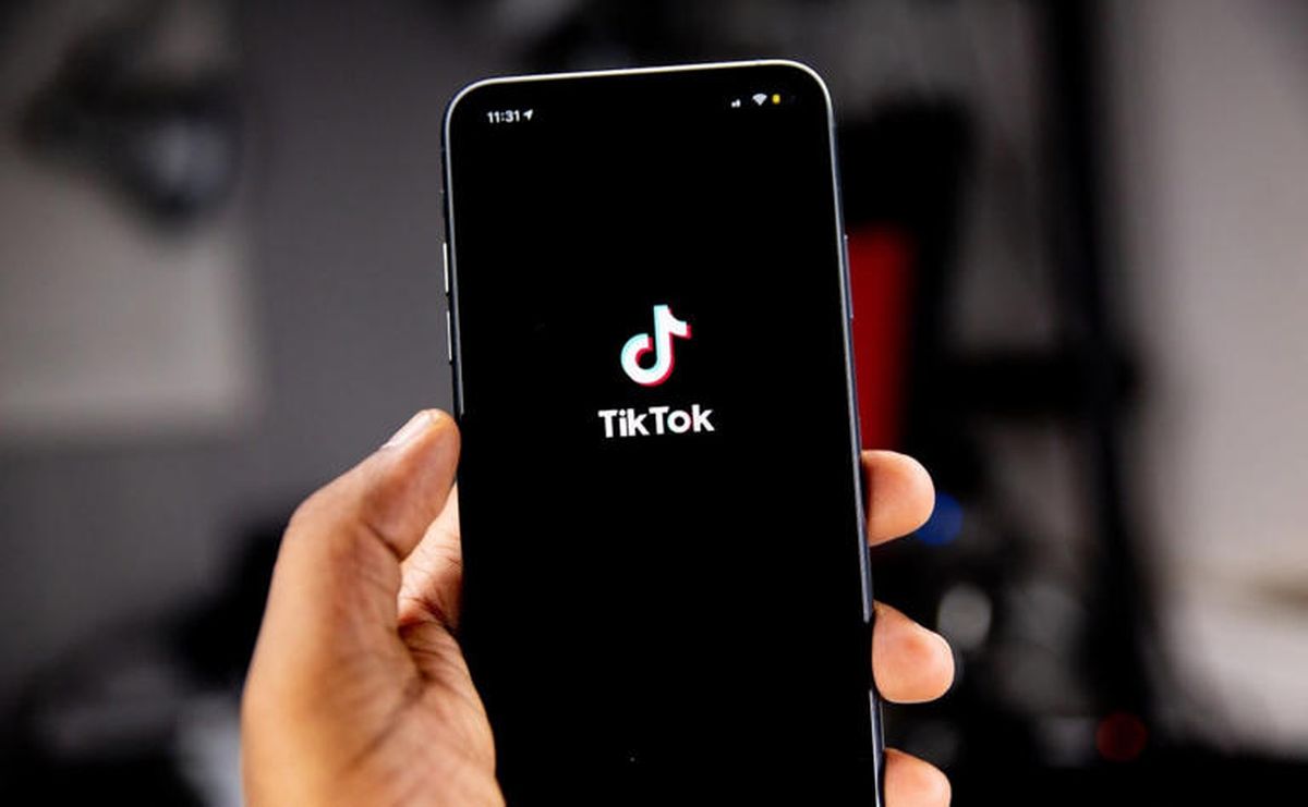 TikTok, la tecnológica china ByteDance, volvió a sacudir al ecosistema digital con el lanzamiento de Seedance 2.0. TikTok, la tecnológica china ByteDance, volvió a sacudir al ecosistema digital con el lanzamiento de Seedance 2.0.