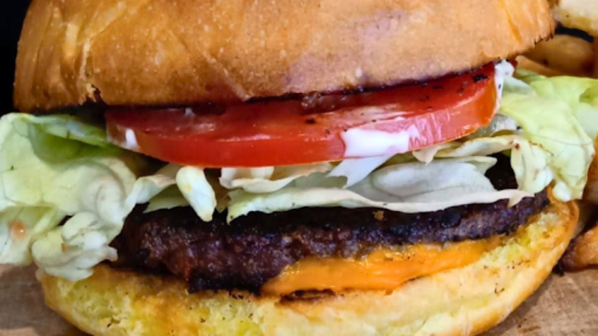 Varios platos por $10.000 o menos para comer en un bodegón