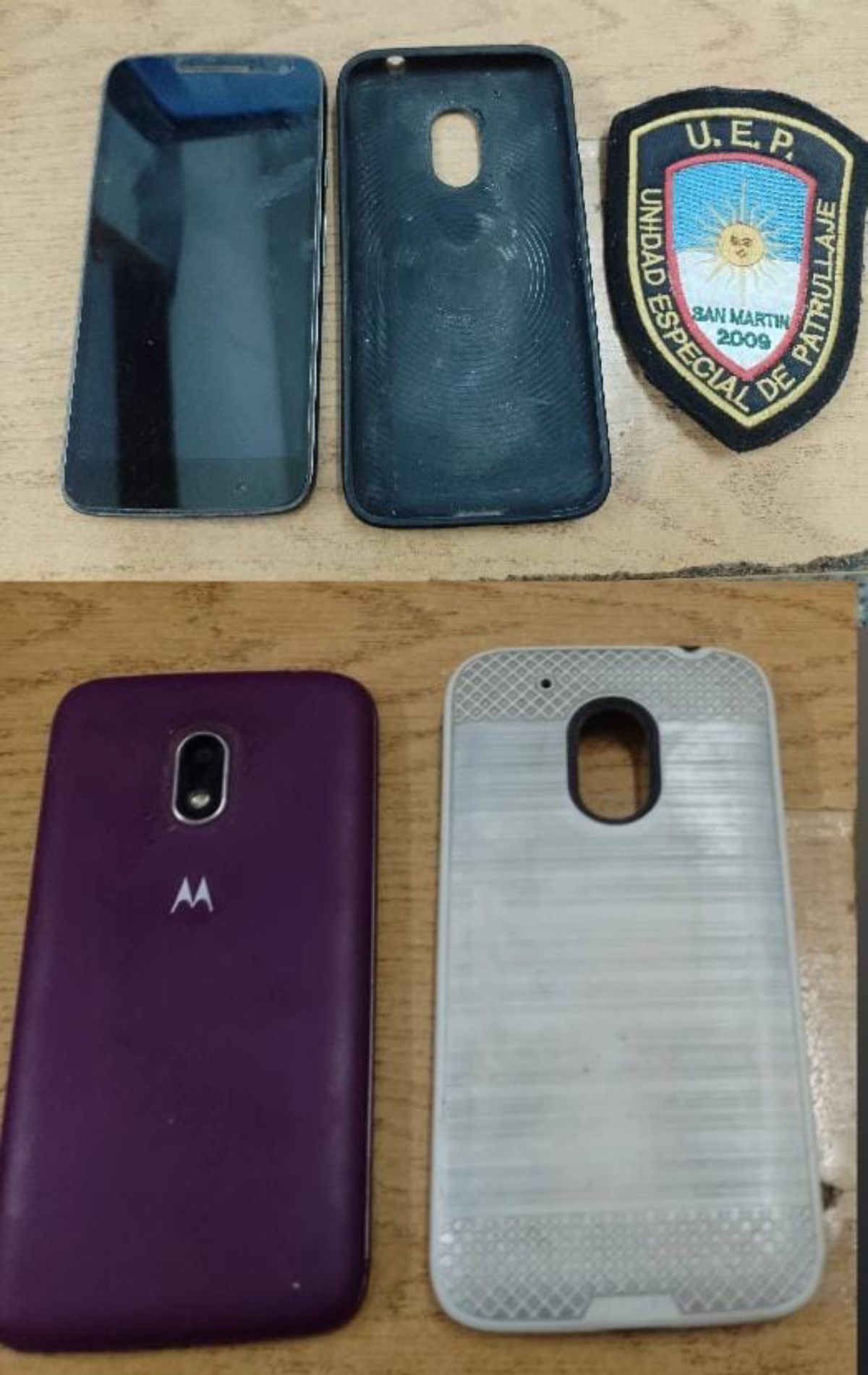 Tanto la escopeta, como estos dos celulares robados en San Martín, pudieron ser recuperados y los ladrones detenidos.