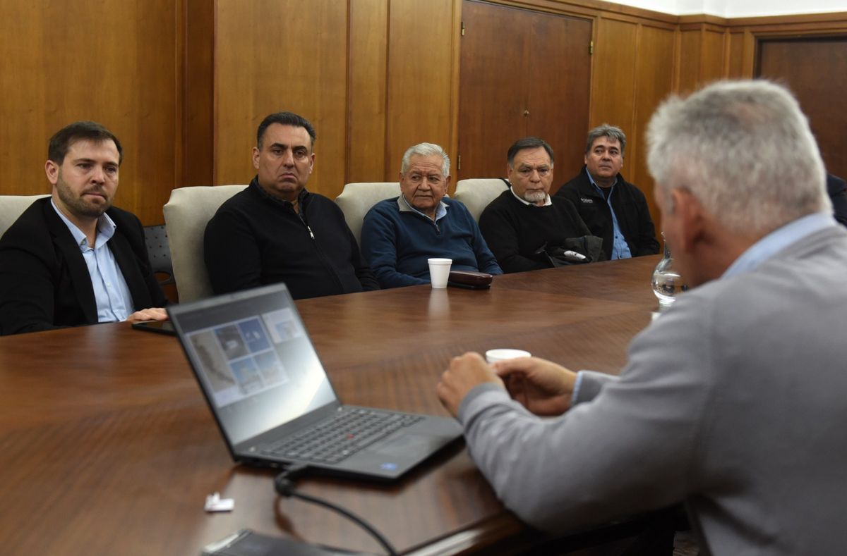 El encuentro de minería con participantes del sector público y privado.