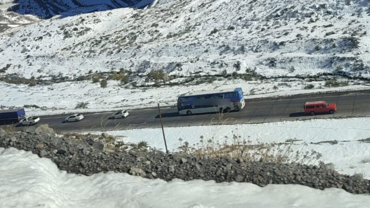 Una postal de la ruta a Chile tomada en las últimas horas (crédito: Osvaldo Valle).