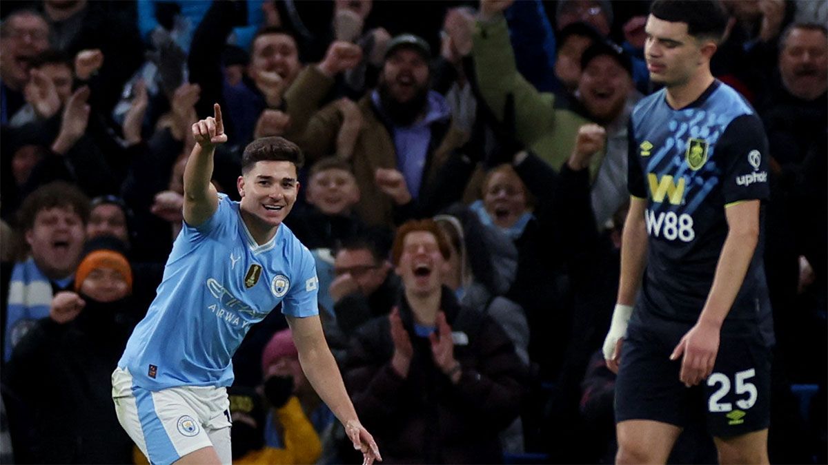 Julián Álvarez la sigue rompiendo. Julián Álvarez la sigue rompiendo.