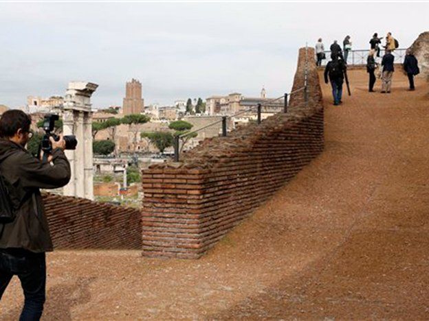 Restauran rampa entre el Foro Romano y el Palacio Imperial
