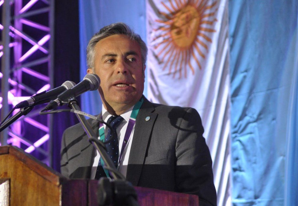 Cornejo sobre el dietazo: No hay que ser demagogo pero tampoco aprovecharse de las ventajas del poder