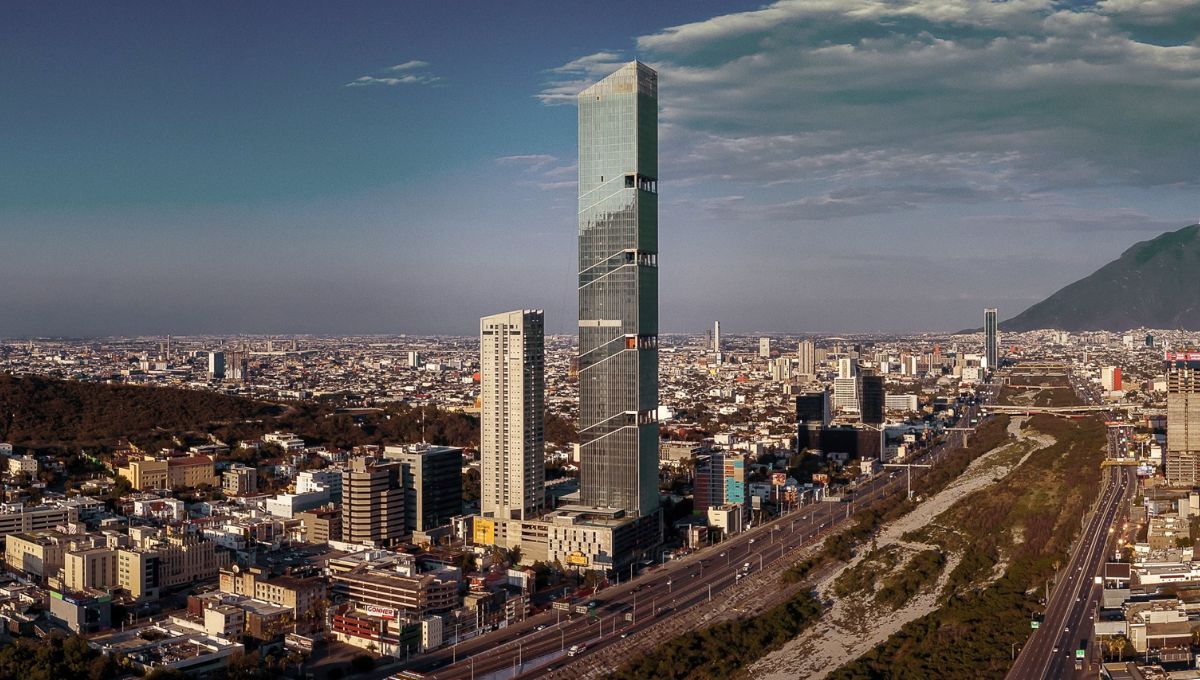 Un gigante en América Latina: 305,3 metros que redefinen el skyline de la región.