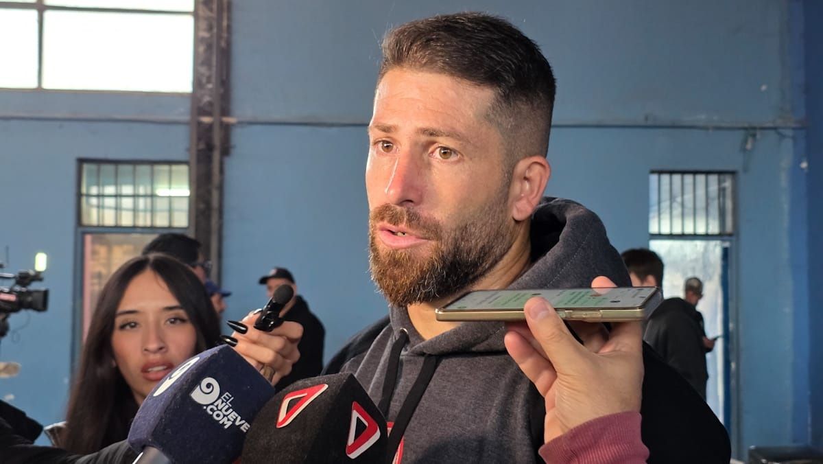 Cristian Aracena, arquero de Huracán Las Heras está pasando por un gran momento.