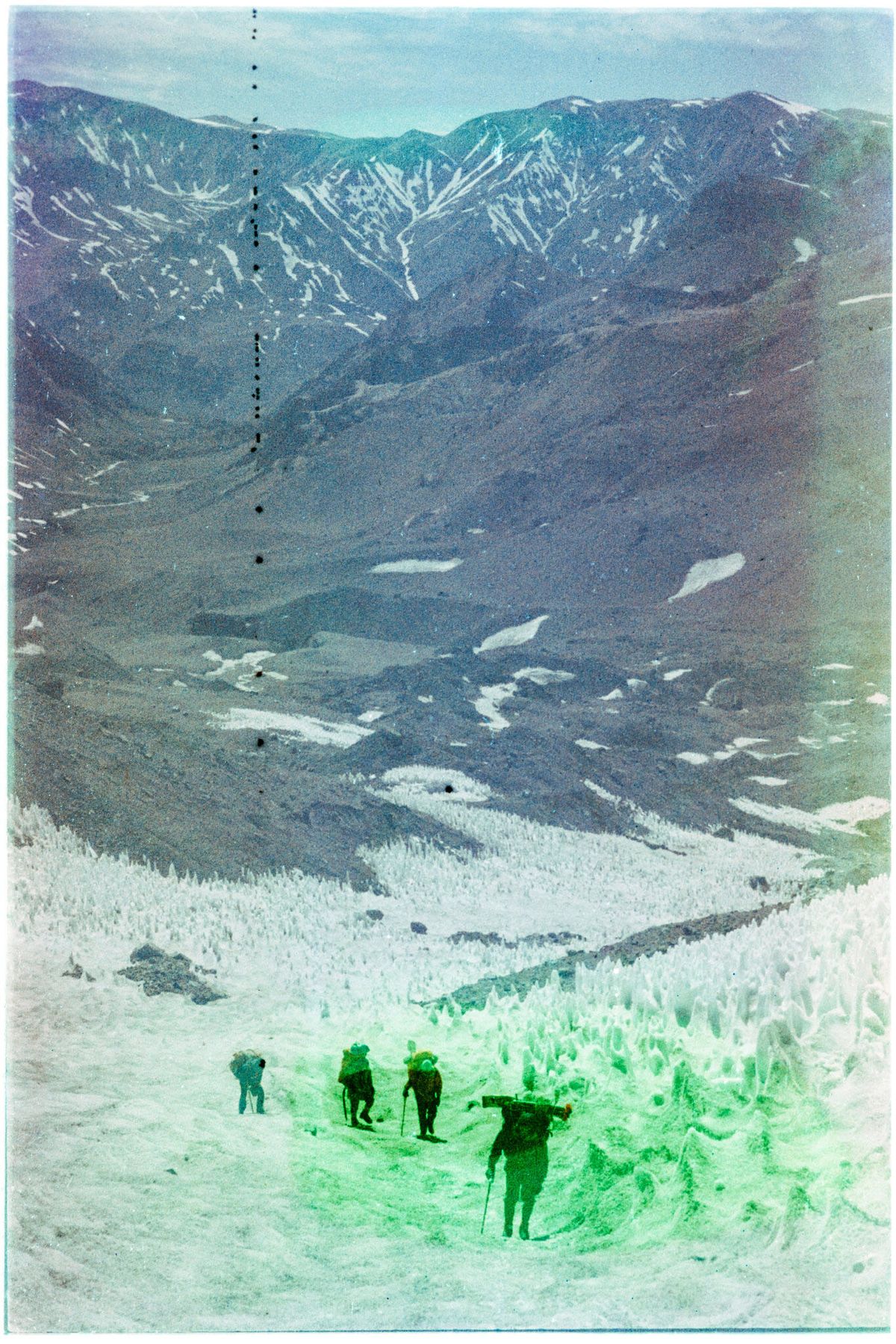 Fotografía tomada por Janet Johnson en el Glaciar de los Polacos, en Aconcagua, en 1973. Foto: Gentileza Pablo Betancourt Fotografía tomada por Janet Johnson en el Glaciar de los Polacos, en Aconcagua, en 1973. Foto: Gentileza Pablo Betancourt