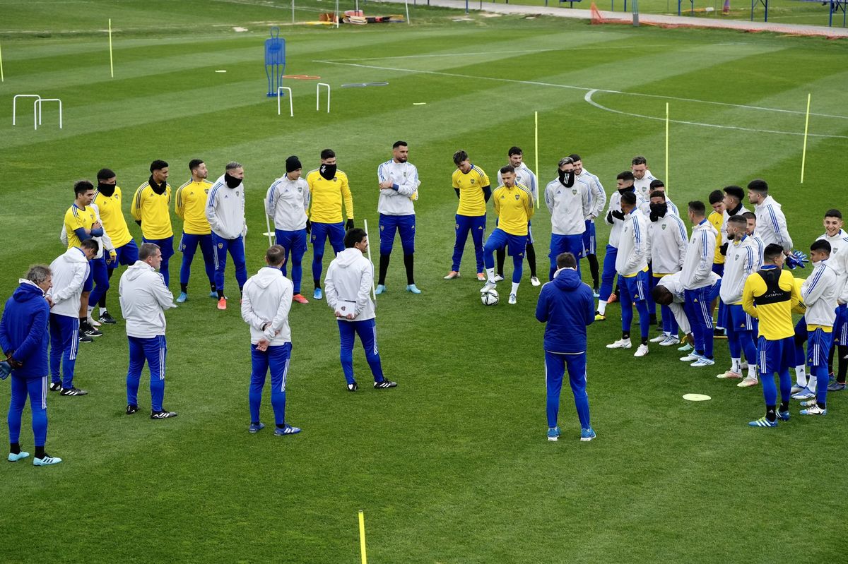 En Ezeiza, Boca se entrenó pensando en Agropecuario con la presencia de Chiquito Romero