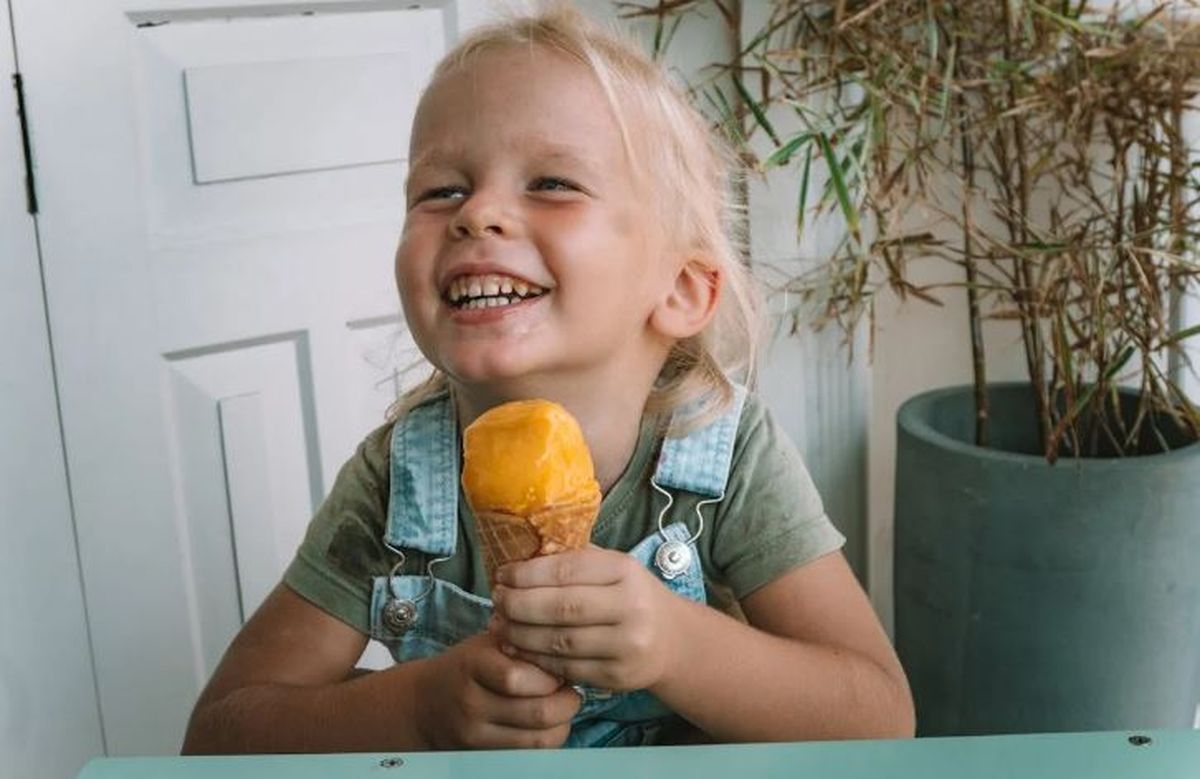Se viene la Navidad y los chicos pueden llevarse un heladito gratis. / Pexels 