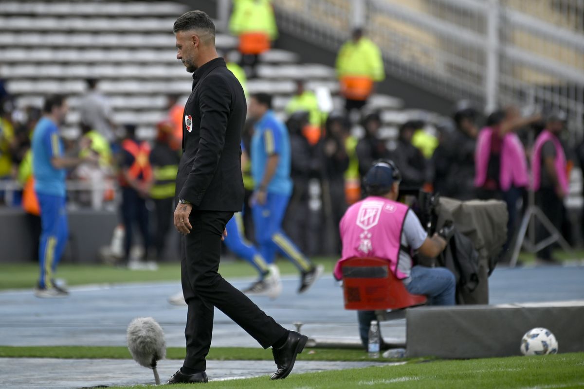 Martín Demichelis perdió su primer Superclásico desde que dirige a River. Martín Demichelis perdió su primer Superclásico desde que dirige a River.