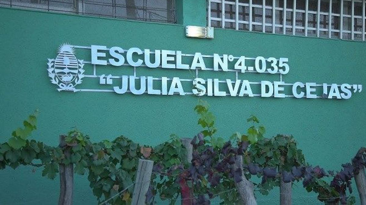 La escuela Silva de Cejas, de Tunuyán, no tendrá clases presenciales hasta el 30 de abril.