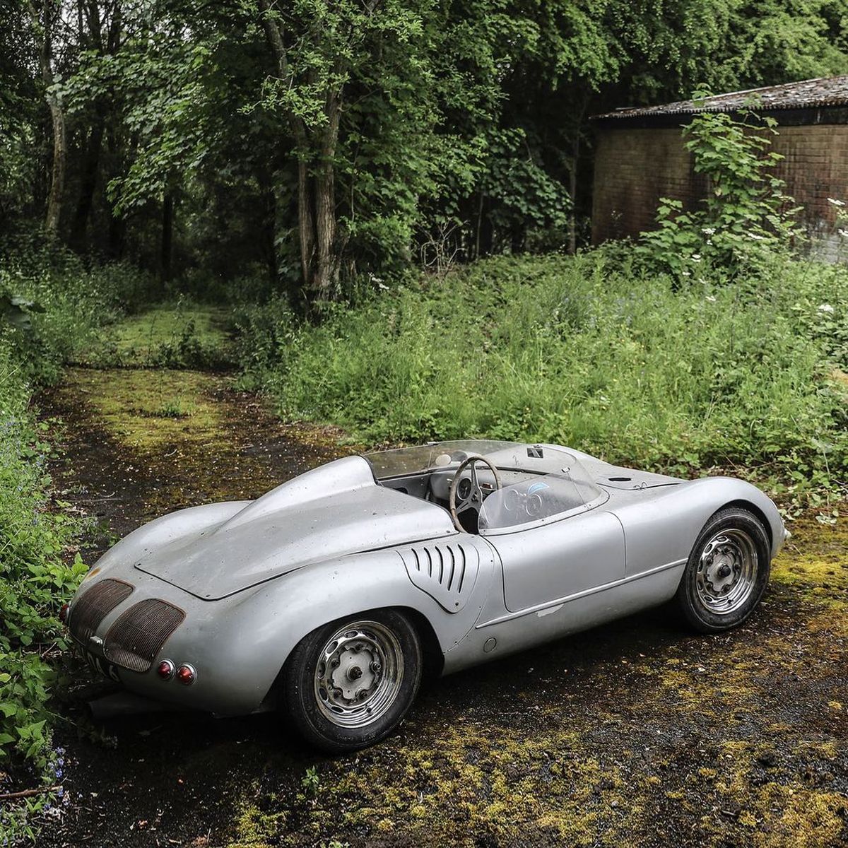 El Porsche Spyder es una joyita enterrada que sale a subasta. 