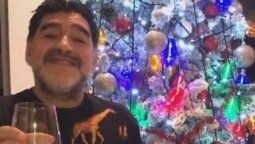Maradona y el juguete más lindo para esta Navidad