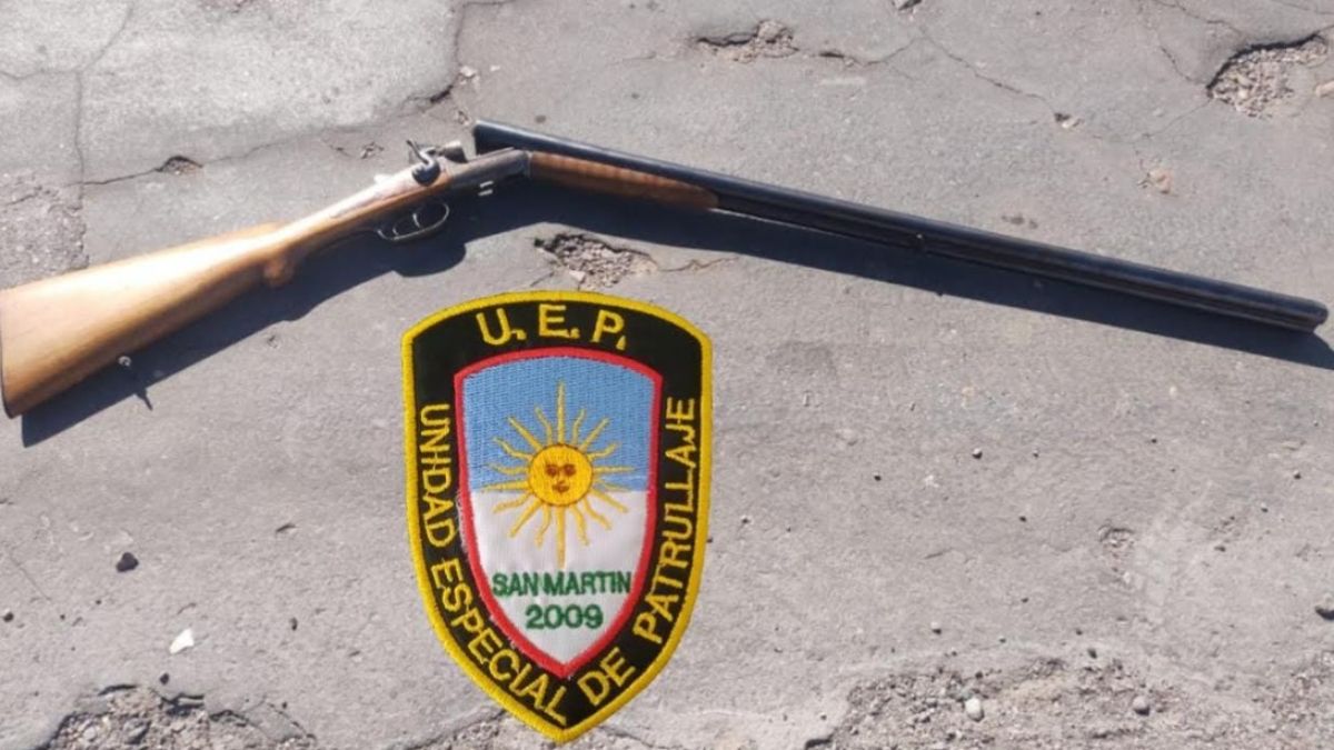 Inseguridad en Mendoza: Dos ladrones cometieron un robo agravado al ingresar a la vivienda de dos ancianos, y para colmo amenazarlos con la propia escopeta que estaban robando.