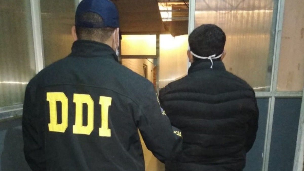 Violador. Un sátiro y degenerado violaba a su hijastra de 13 años.