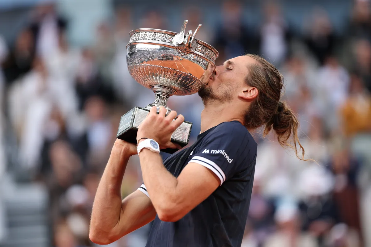 Zverev alcanzó la gloria en París.