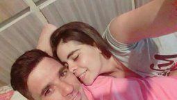 Buscó a su ex por la casa de los padres