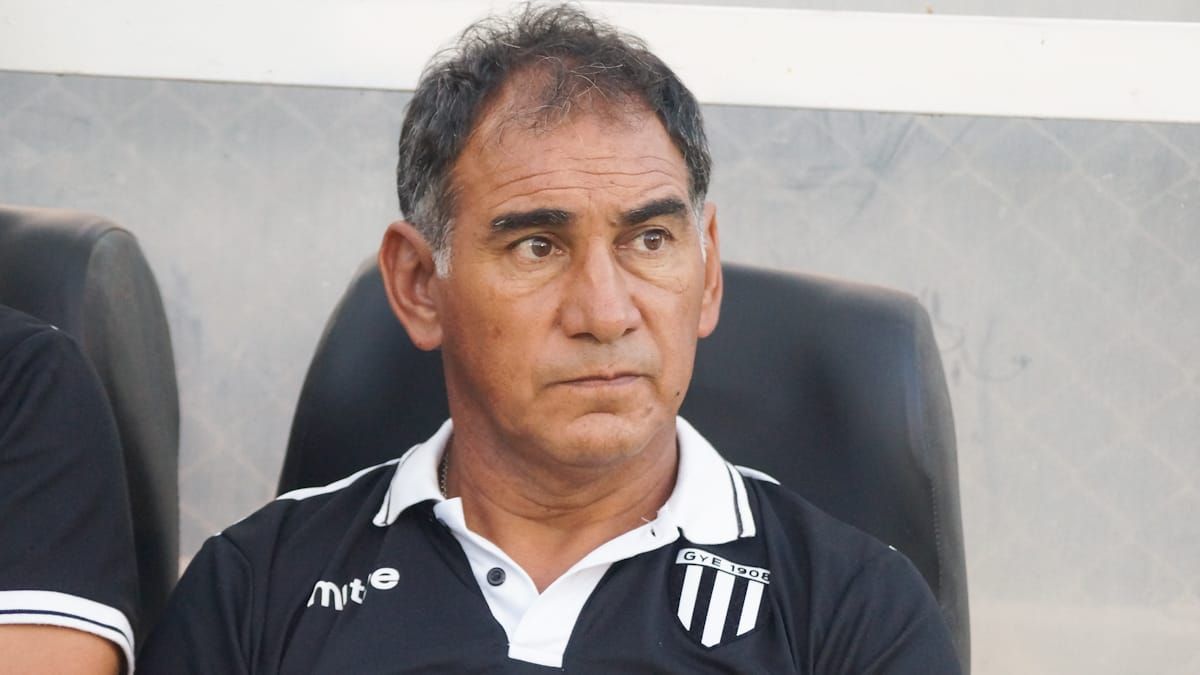 Darío Alaniz logro su segundo triunfo como entrenador de Gimnasia y Esgrima.