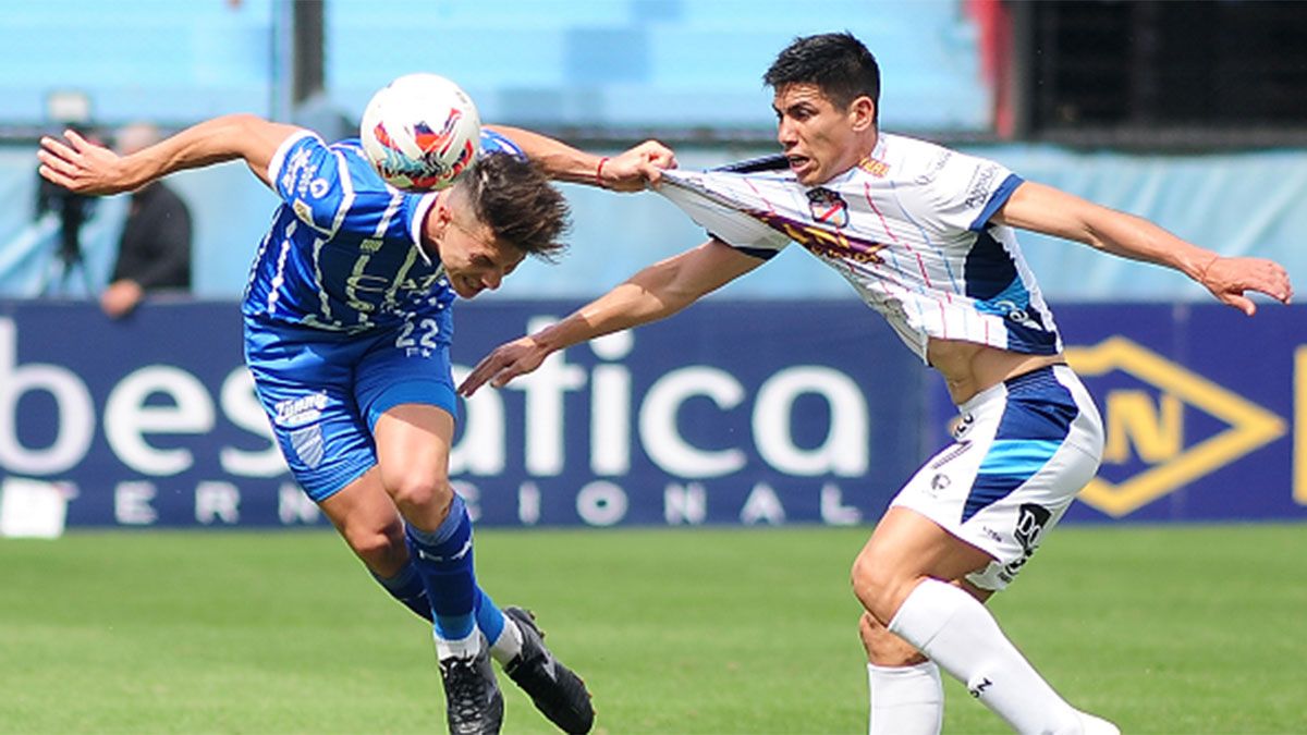 Godoy Cruz cortó su buena racha y empató con Arsenal  