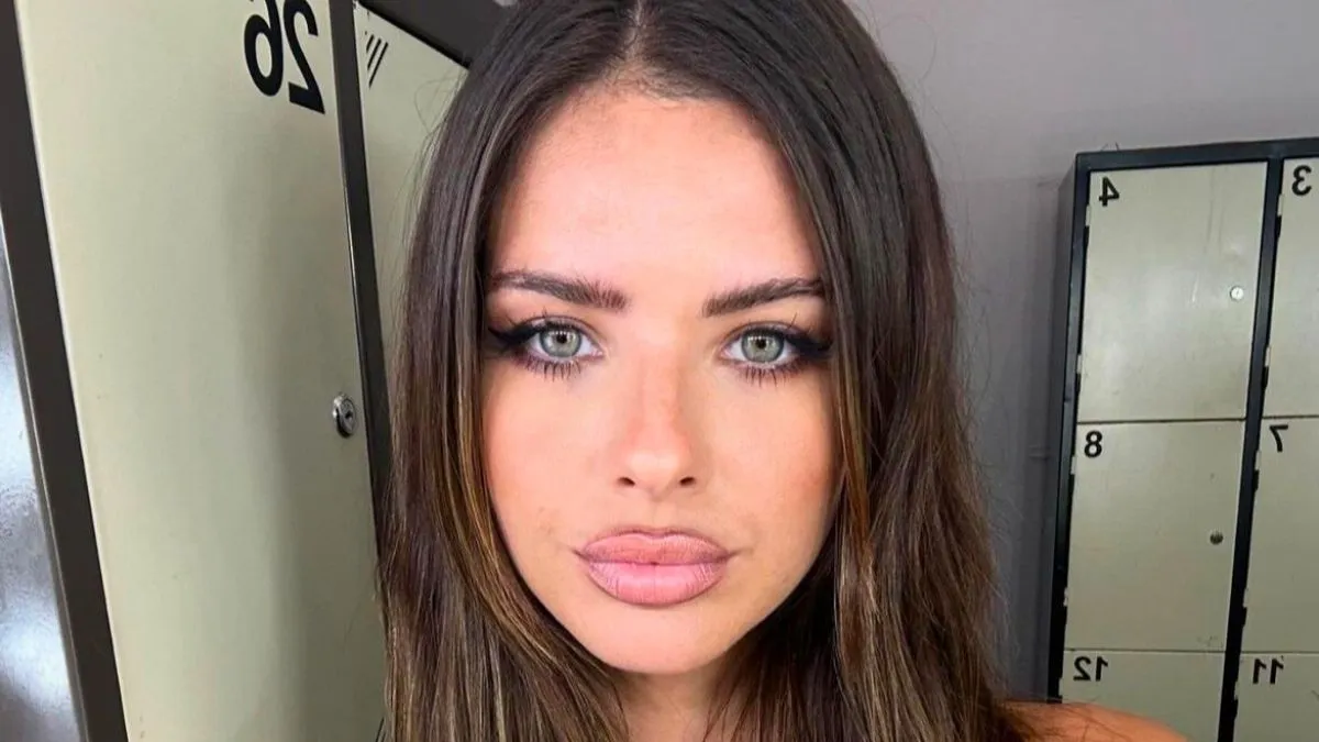 Desde Miami, la China Suárez confirma que es la reina de la mini ultra XS al ras y anticipa la primavera