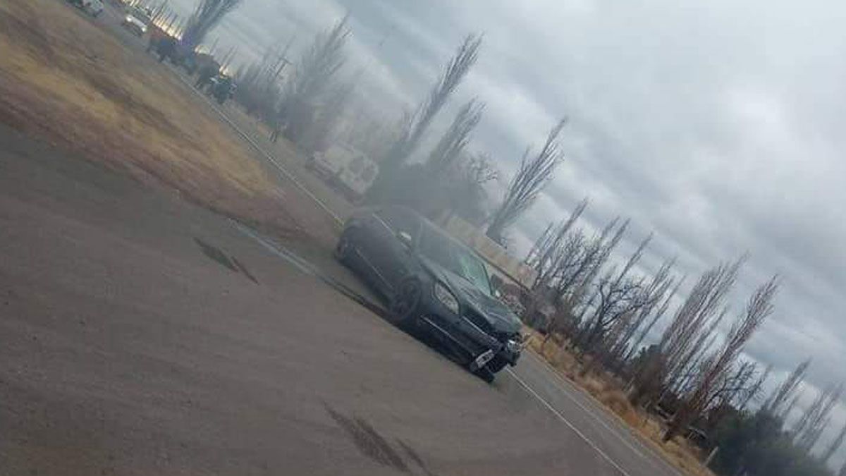 El automóvil de alta gama atropelló al motociclista, en Villa Atuel, quien por las graves lesiones sufridas murió en el lugar