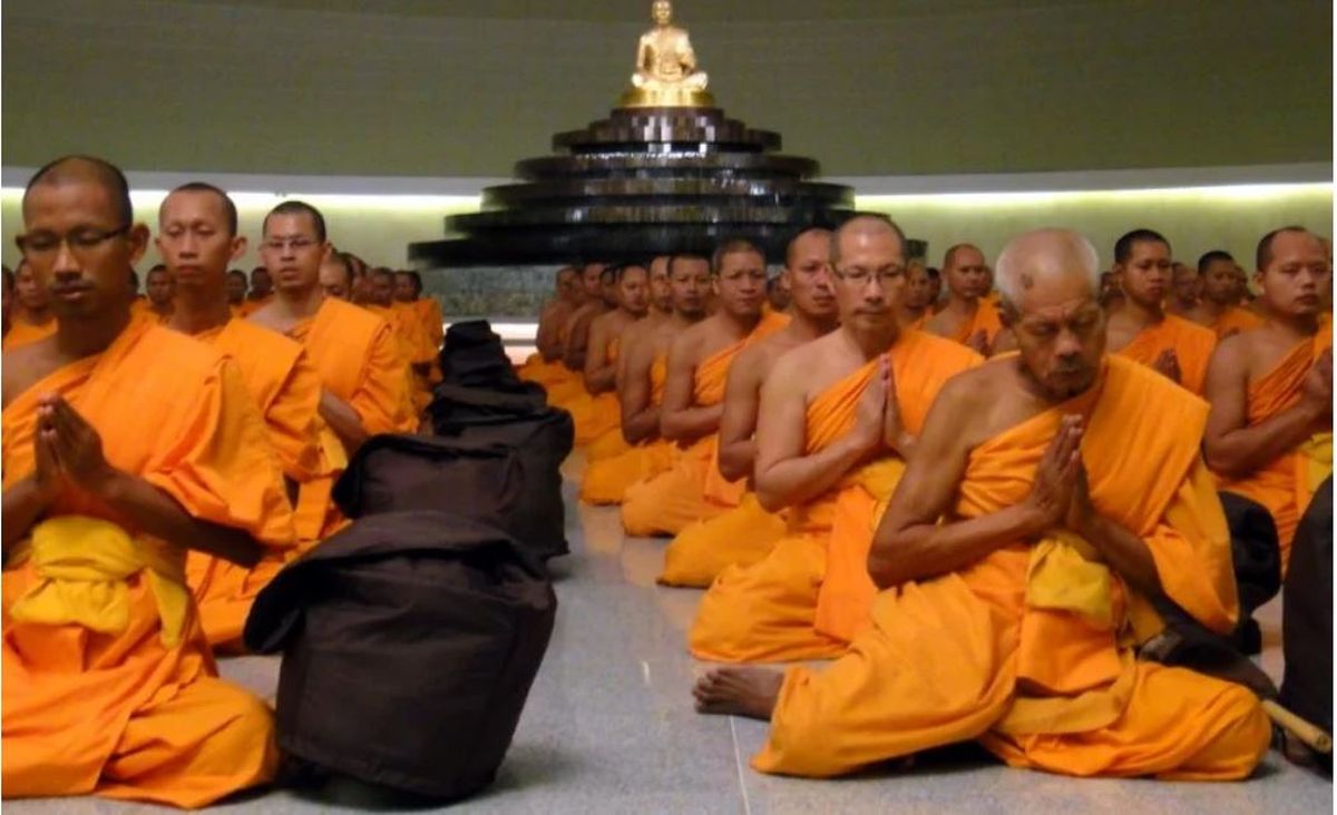 Problemas con las drogas. Monjes budistas dieron positivo de drogas y los expulsaron.