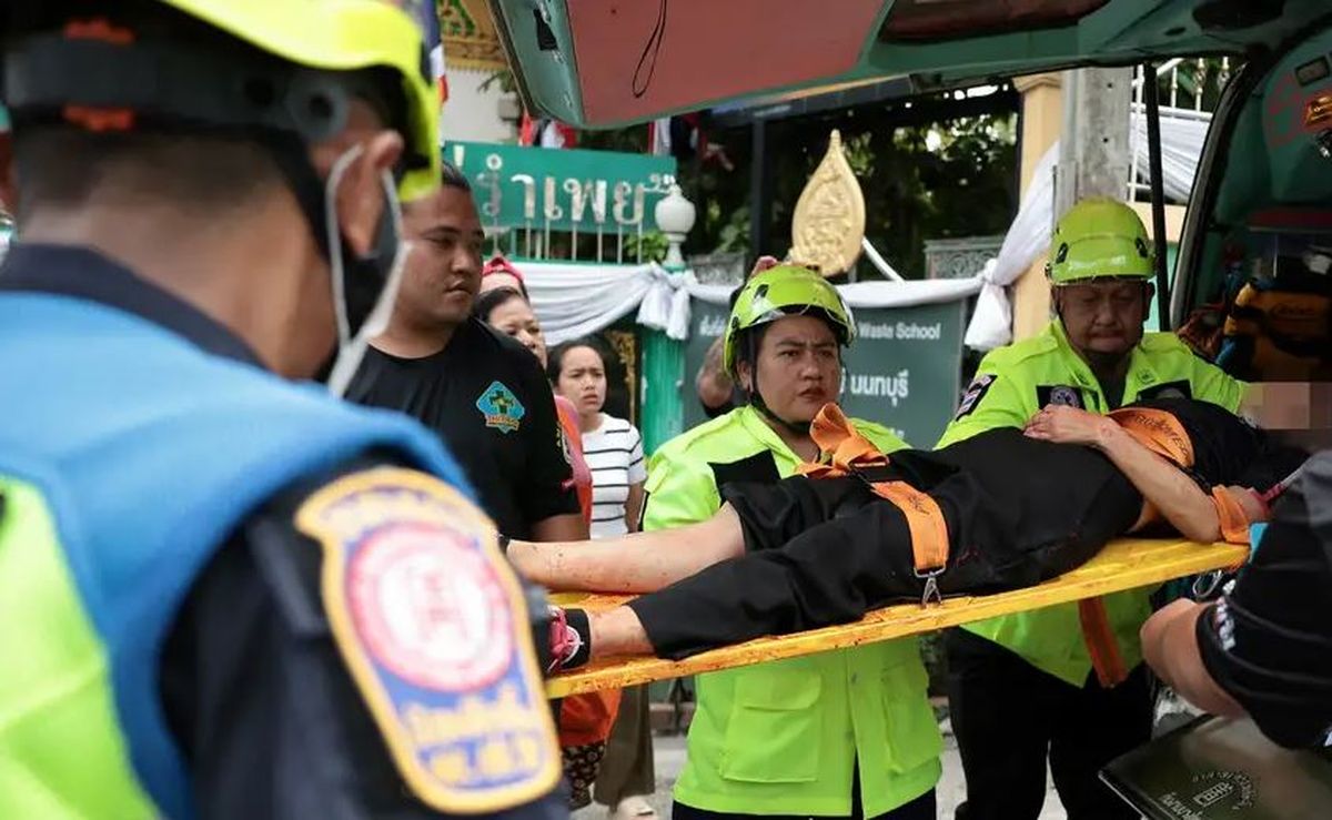 El chico se quit&oacute; la vida tras asesinar a tiros a sus abuelos, 5 profesores y una compa&ntilde;era. Foto: Chalinee Thirasupa/REUTERS