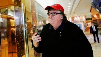 Michael Moore comparó a Trump con Hitler