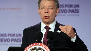 Juan Manuel Santos puso plazo al cese al fuego con las FARC y se reunirá con Álvaro Uribe