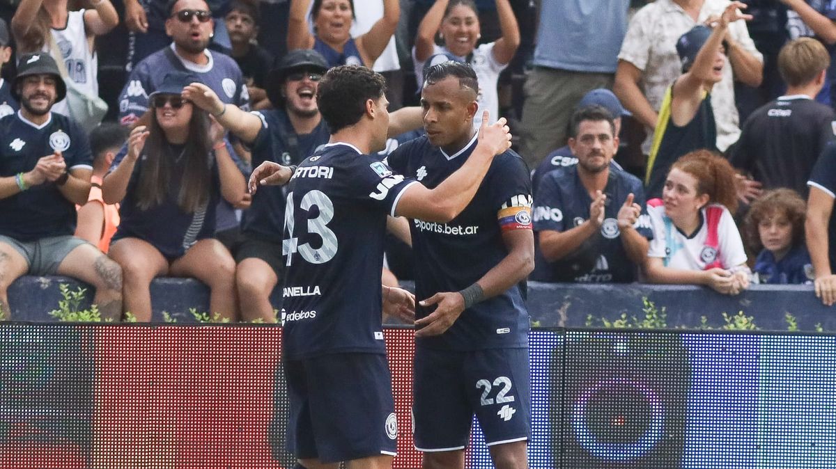 Fabrizio Sartori y Sebasti&aacute;n Villa, una dupla que ilusiona a Independiente Rivadavia.