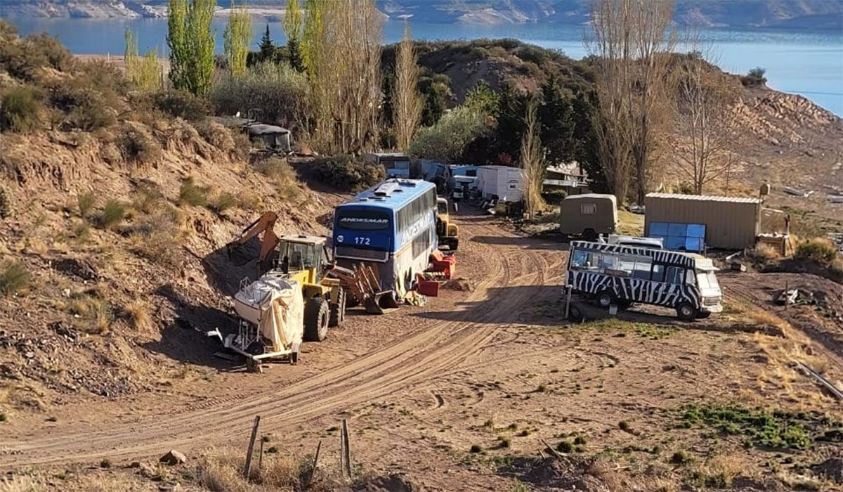 Los bienes muebles que la Provincia de Mendoza exige que se retiren de la zona del perilago de Potrerillos que fue adjudicada a Potrerillos Resort S.A.