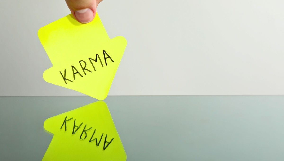 Karma es un concepto espiritual que significa acción o acto, y se refiere a la energía trascendente que se genera a partir de los pensamientos, palabras y acciones de una persona. Karma es un concepto espiritual que significa acción o acto, y se refiere a la energía trascendente que se genera a partir de los pensamientos, palabras y acciones de una persona. 