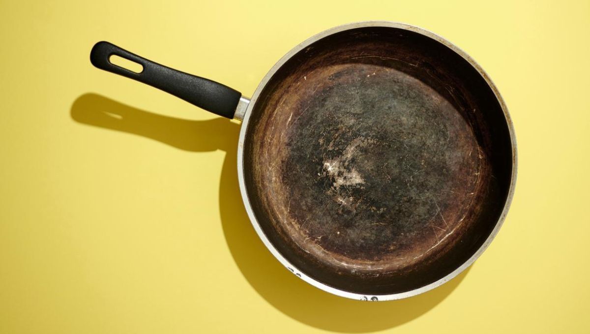 Transforma tu sartén vieja en una antiadherente con 2 ingredientes