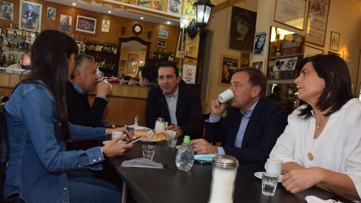 Pamela Verasay, Alfredo Cornejo, Tadeo García Zalazar, Rodolfo Suarez y Mariana Juri.
