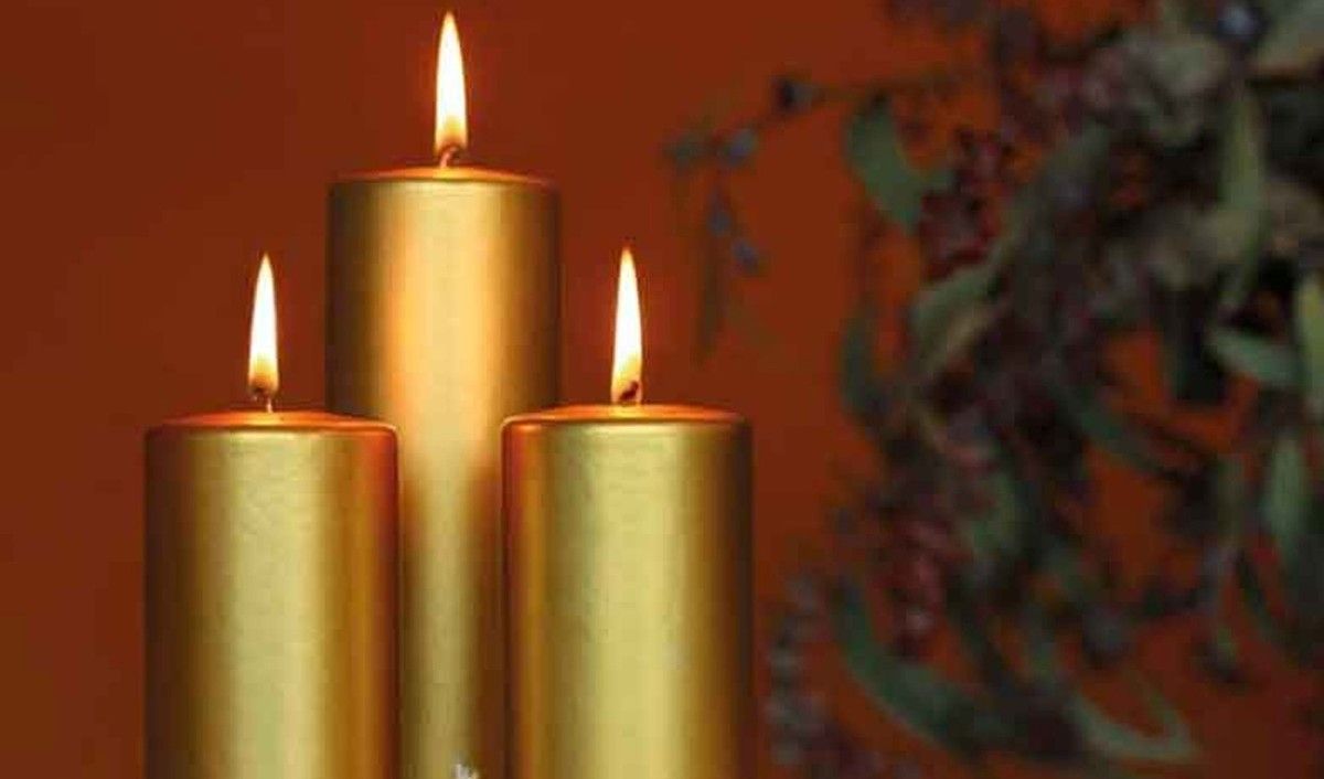 Cuáles son los colores de velas para atraer dinero y abundancia según el Feng Shui