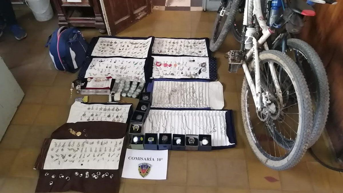 Capturaron a los asaltantes de una joyería de Maipú