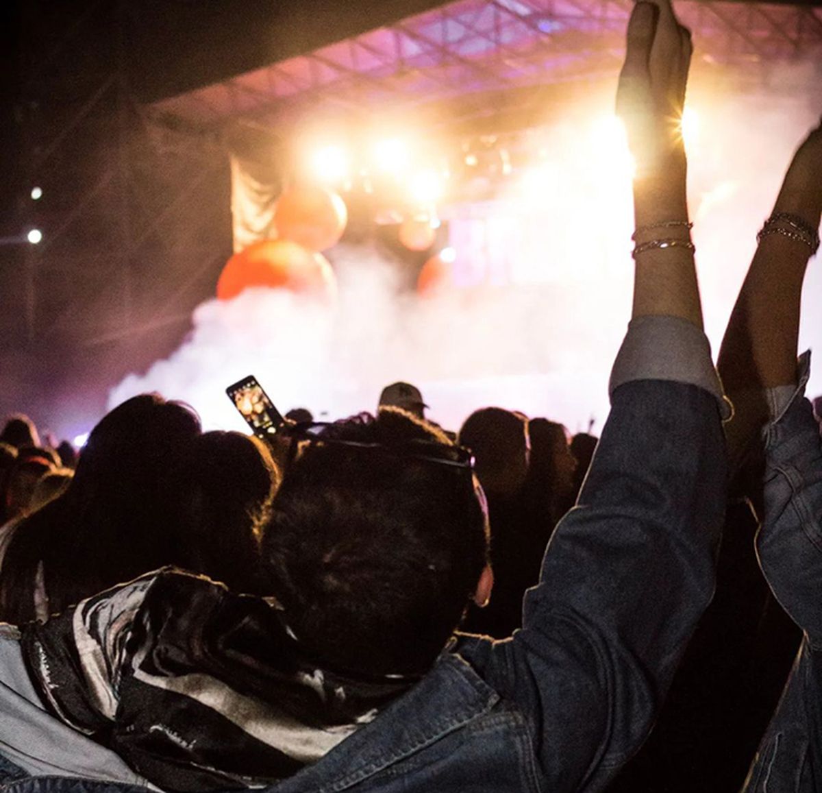 Con ediciones en las principales ciudades del país, Miami, Nueva York y pronto en Europa, la Fiesta Bresh se convirtió en un evento multitudinario preferido de los jóvenes.