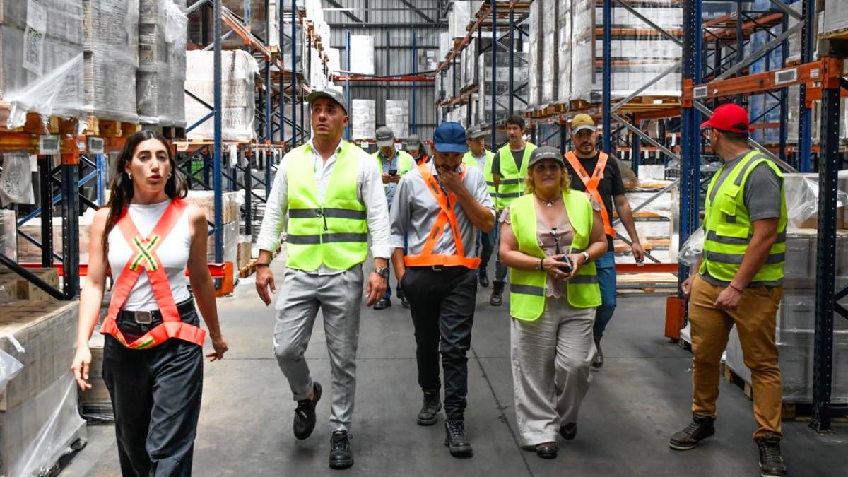 Marcos Calvente recorrió Bodega Santa Ana, que anunció que generará más empleos en 2026