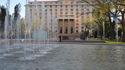 El gobernador decidió otorgarle asueto a los empleados estatales de la Administración Central para el 24 y el 31 de diciembre. El gobernador decidió otorgarle asueto a los empleados estatales de la Administración Central para el 24 y el 31 de diciembre.