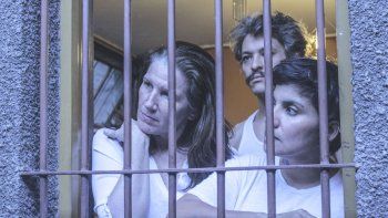 Guillermo Olarte debuta en la dirección con Bajo la muerte de la sombra