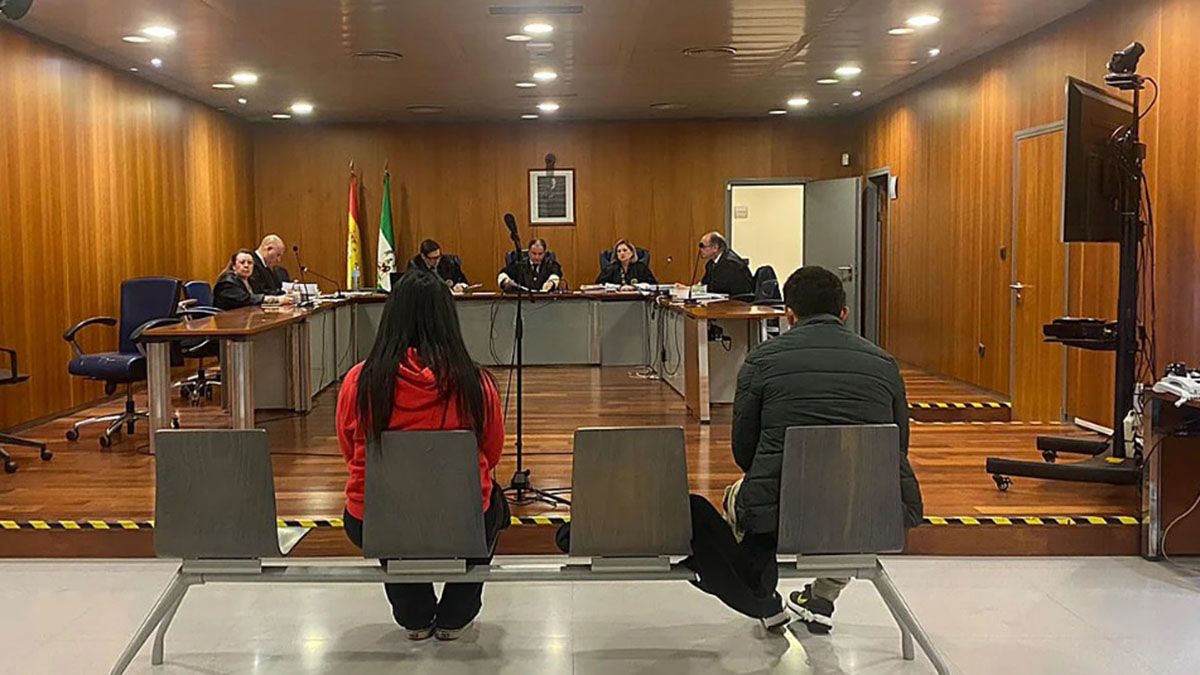 Una pareja afronta un juicio luego de que la mujer dara a luz a una bebé en un descampado y la abandonó al creer que estaba muerta